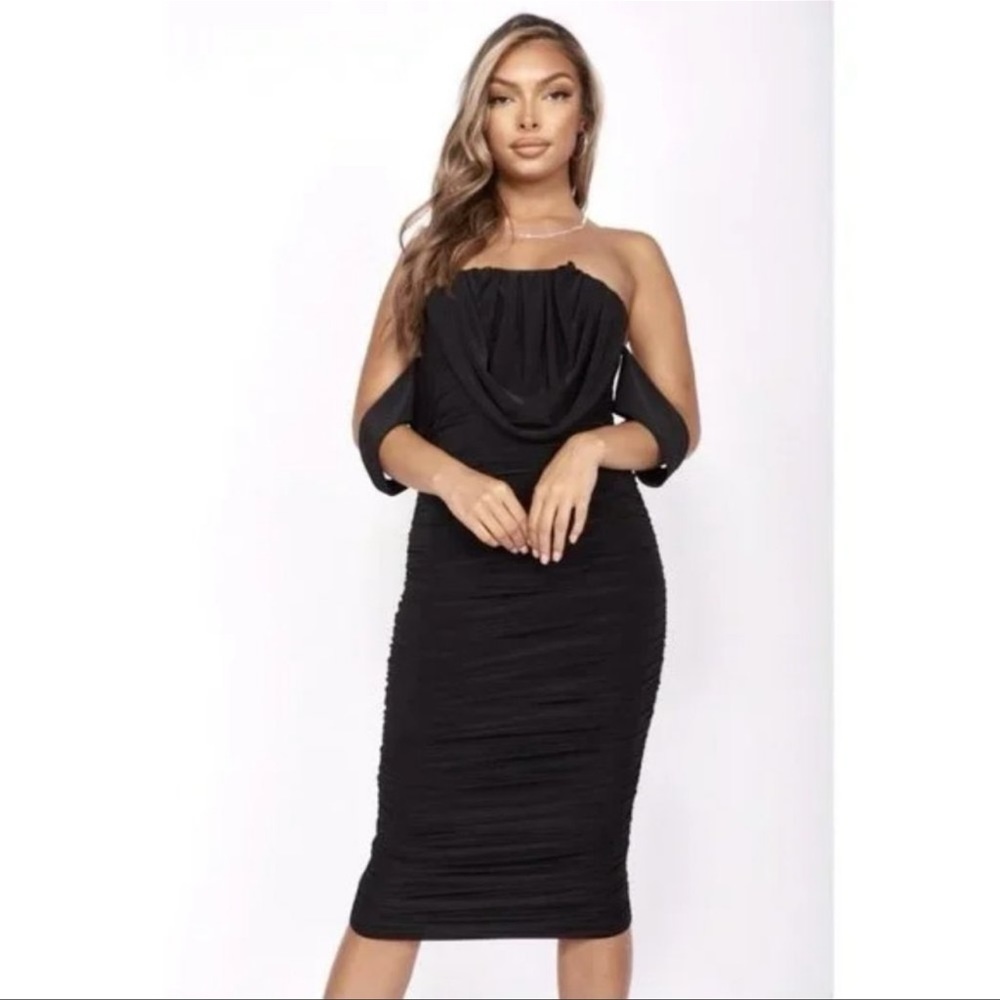 Black Off Shoulder Ruched Bodycon Midi Dress